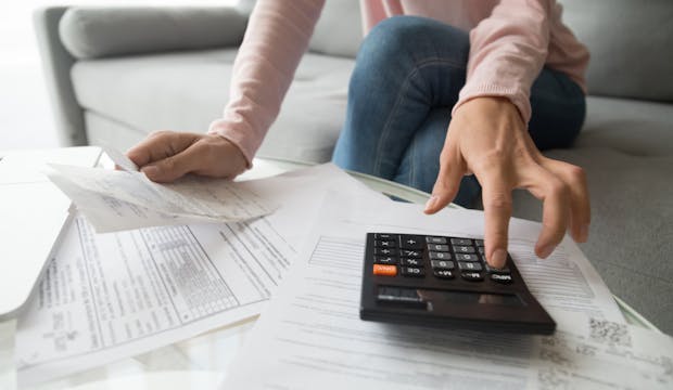 how loan tenure and interest rate impact your EMI payments?