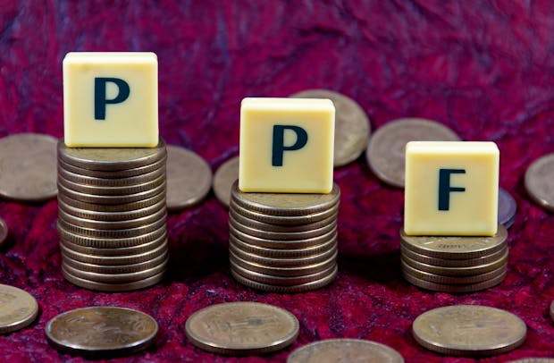 how to calculate interest on PPF balance