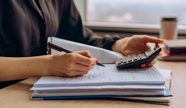 How to calculate EMI in advance and EMI in arrears?